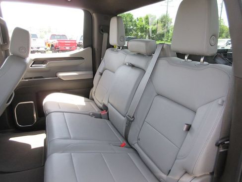 Certified 2023 GMC Sierra 1500 SLT w/ SLT Premium Package AWD/4WD image 20