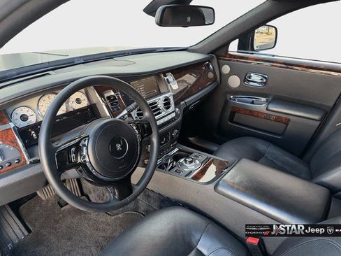 Used 2011 Rolls-Royce Ghost RWD image 22