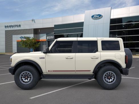 New 2026 Ford Bronco Outer Banks w/ Sasquatch Package AWD/4WD image 3