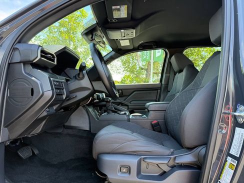 Certified 2025 Toyota Tacoma SR AWD/4WD image 12