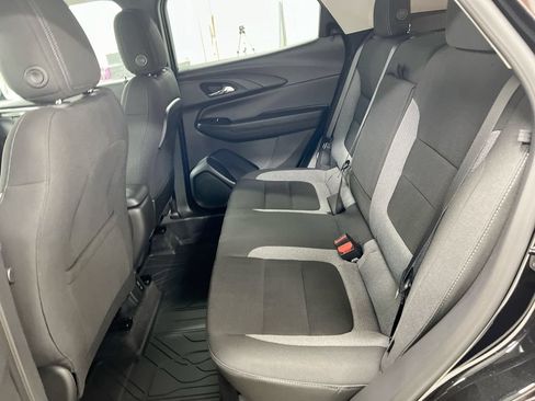 Used 2024 Chevrolet TrailBlazer LT w/ Convenience Package FWD image 22