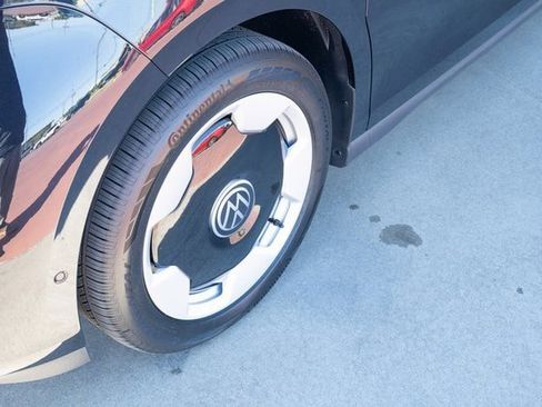 New 2025 Volkswagen ID. Buzz Pro S image 9