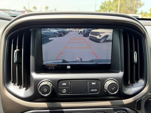 Used 2019 Chevrolet Colorado Z71 w/ Z71 Midnight Edition AWD/4WD image 23