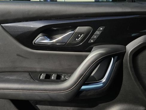 Used 2023 Chevrolet Blazer Premier w/ Enhanced Convenience Package FWD image 27