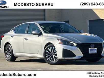 Used 2023 Nissan Altima 2.5 SV