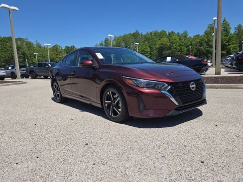 Certified 2024 Nissan Sentra SV FWD image 2