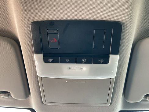 Used 2025 Nissan Rogue SV FWD image 15