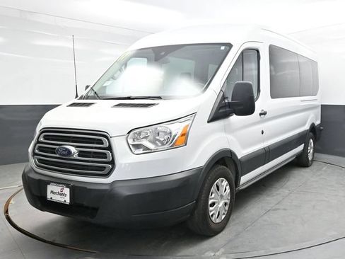 Used 2017 Ford Transit 350 XLT RWD image 8