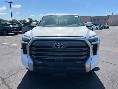 Used 2022 Toyota Tundra Limited w/ Power Package AWD/4WD image 4