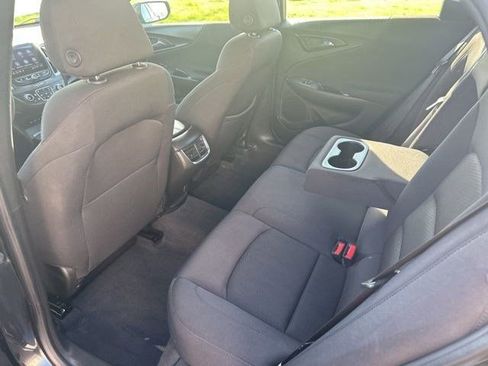 Used 2023 Chevrolet Malibu LT image 29