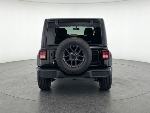 Used 2025 Jeep Wrangler Sport S image 7