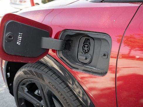 New 2026 Chevrolet Equinox EV RS image 11