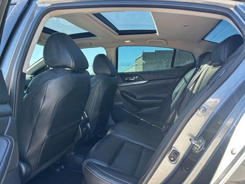 Used 2019 Nissan Maxima 3.5 SL w/ Floor Mat Group FWD image 13