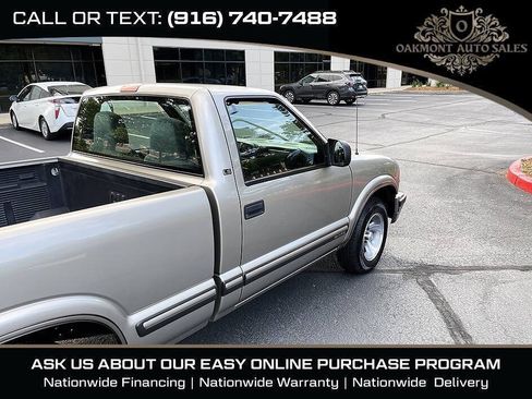 Used 1999 Chevrolet S10 Pickup LS w/ Preferred Equipment Group RWD image 9