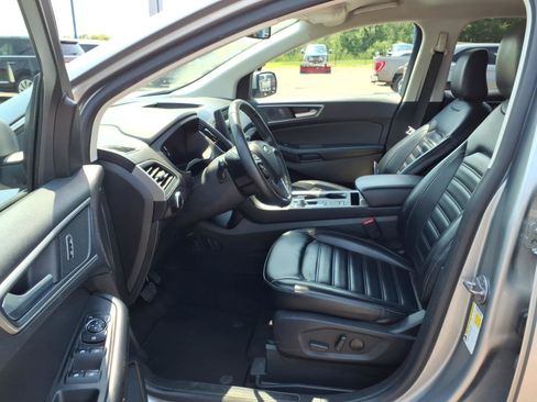 Certified 2024 Ford Edge SEL AWD/4WD image 10