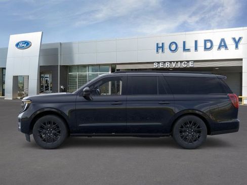 New 2026 Ford Expedition Max Platinum w/ Stealth Appearance Package AWD/4WD image 3