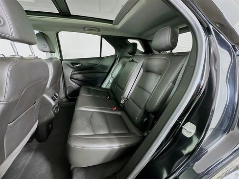 Used 2020 Chevrolet Equinox Premier image 24