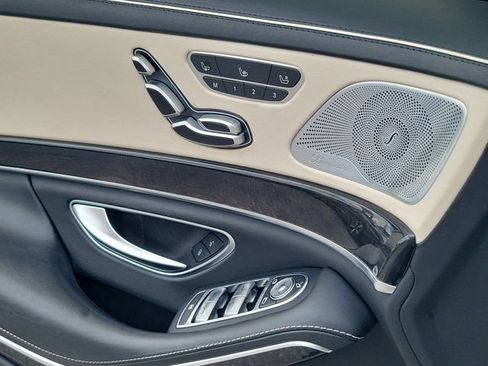 Used 2020 Mercedes-Benz S 560 Sedan image 20