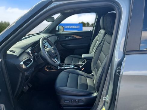 Used 2023 Chevrolet TrailBlazer ACTIV w/ Sun and Liftgate Package AWD/4WD image 7