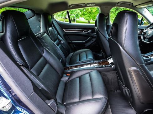 Used 2016 Porsche Panamera Edition image 41