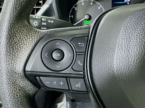 Used 2023 Toyota Corolla LE image 16