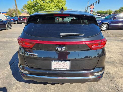 Used 2021 Kia Sportage LX image 6
