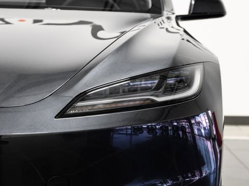 Used 2025 Tesla Model 3 Long Range image 49