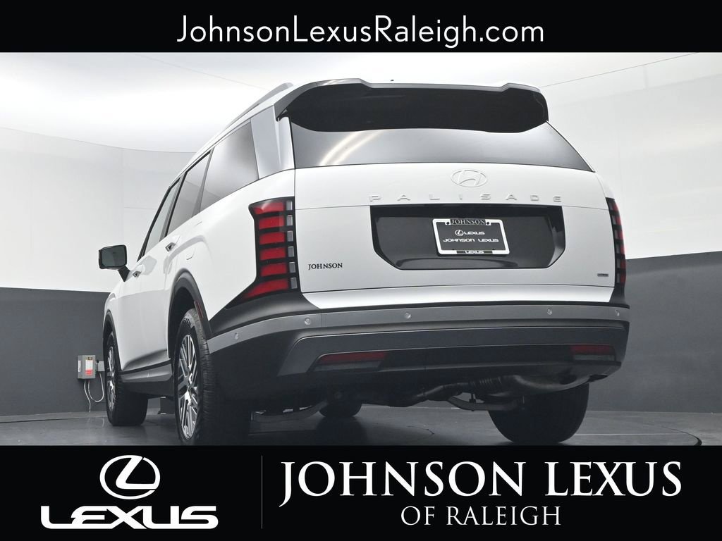 Used 2026 Hyundai Palisade SEL AWD/4WD image 14