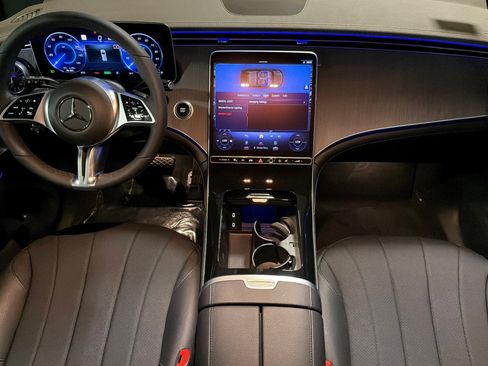 New 2027 Mercedes-Benz EQE 320+ SUV image 12