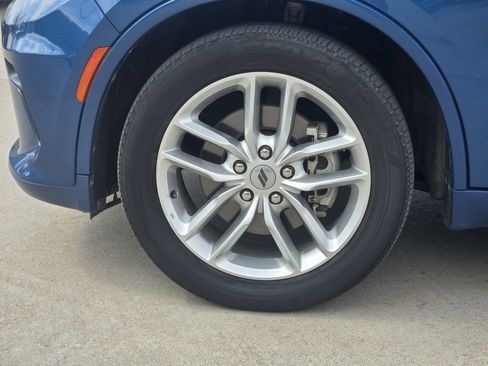 Used 2024 Dodge Durango GT RWD image 17