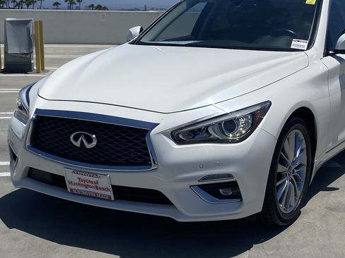 Used 2023 INFINITI Q50 Luxe w/ Cargo Package RWD image 7