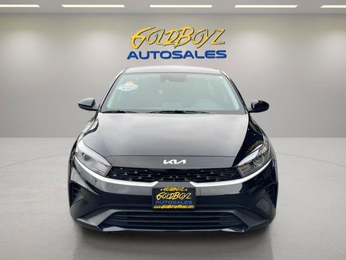 Used 2024 Kia Forte LXS image 9
