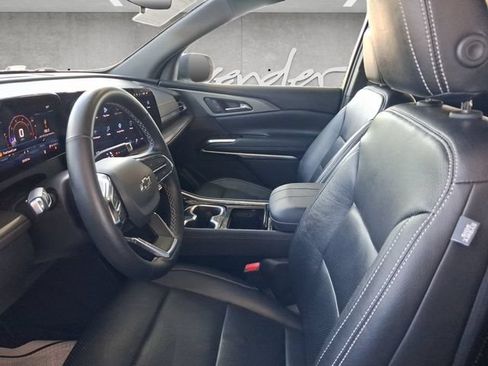 Used 2024 Chevrolet Traverse LT w/ Midnight/Sport Edition FWD image 24