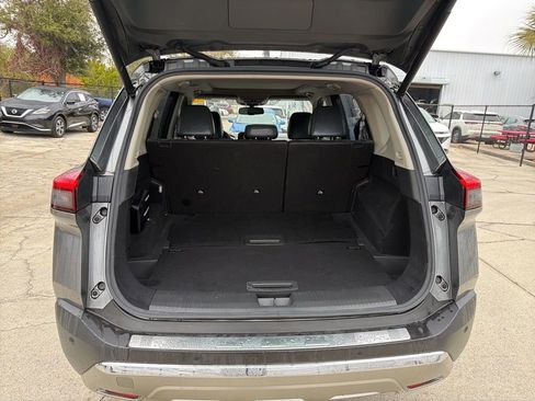 Used 2021 Nissan Rogue Platinum image 14