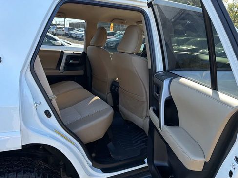 Used 2022 Toyota 4Runner SR5 AWD/4WD image 26