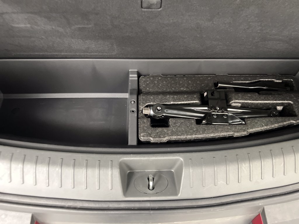 Used 2025 Hyundai Santa Fe SEL FWD image 49