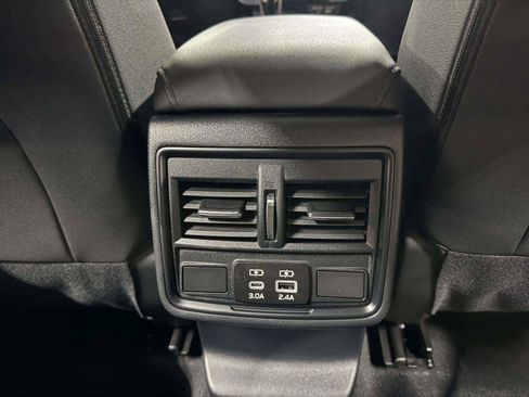 Used 2026 Subaru Outback Premium AWD/4WD image 38
