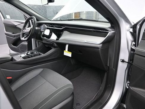 New 2026 Jeep Cherokee Laredo AWD/4WD image 24