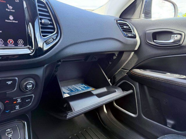 Used 2019 Jeep Compass Limited AWD/4WD image 29