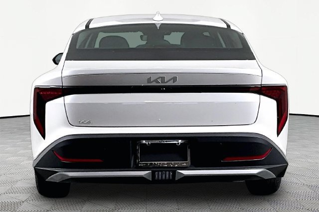 New 2026 Kia K4 FWD image 5