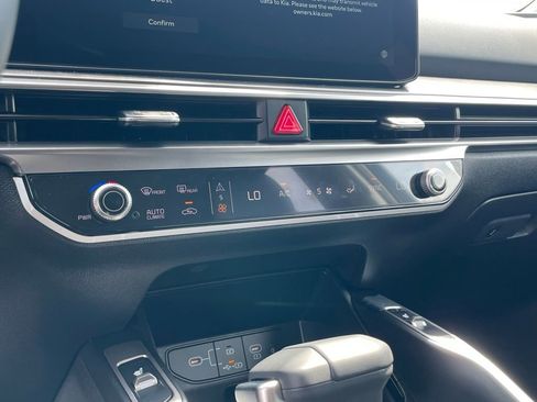 New 2026 Kia Sorento EX AWD/4WD image 15