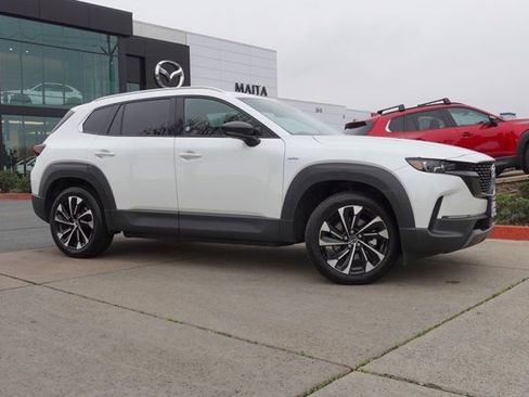 Certified 2025 MAZDA CX-50 2.5 Hybrid w/ Premium Plus Pkg AWD/4WD image 4