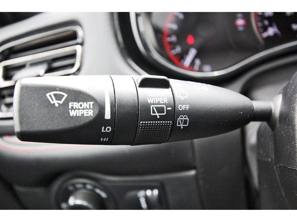 Used 2024 Dodge Durango GT RWD image 18