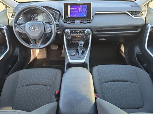 Used 2024 Toyota RAV4 XLE AWD/4WD image 15
