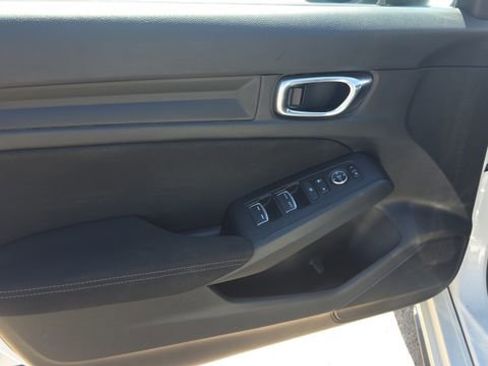 Used 2022 Honda Civic Sport image 10