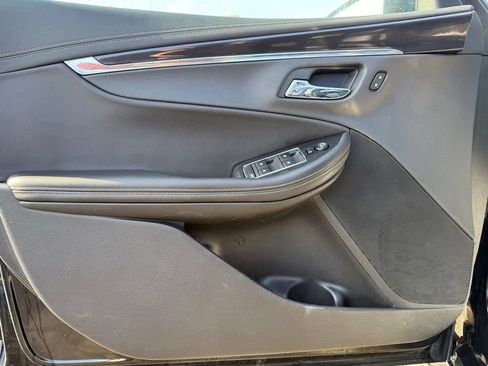 Used 2017 Chevrolet Impala LT image 5