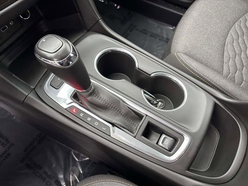 Used 2019 Chevrolet Equinox LT image 27