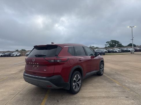 Certified 2023 Nissan Rogue SV w/ SV Premium B Package FWD image 19