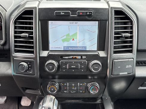 Used 2020 Ford F150 XLT w/ Equipment Group 302A Luxury AWD/4WD image 24