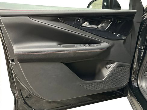 Used 2025 Chevrolet Blazer EV RS AWD/4WD image 21